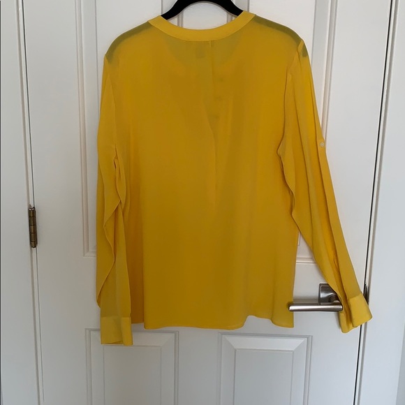 Banana Republic Yellow Silk Blouse - Picture 4 of 5